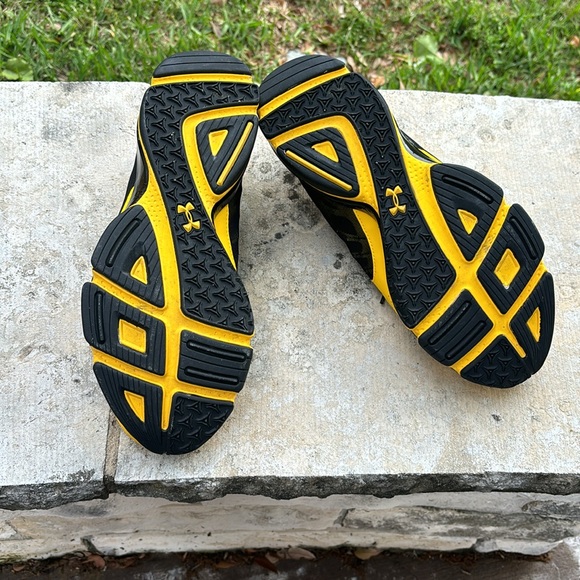 NEW Under Armour Micro G trail walking shoes - Picture 5 of 6